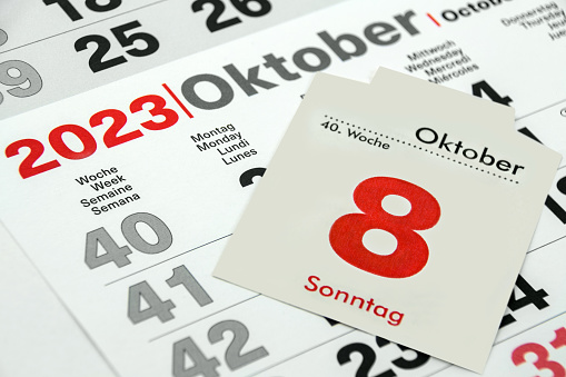 German calendar Sunday Oktober 8 2023  Week 40 and Monday Tuesday Wednesday Thursday