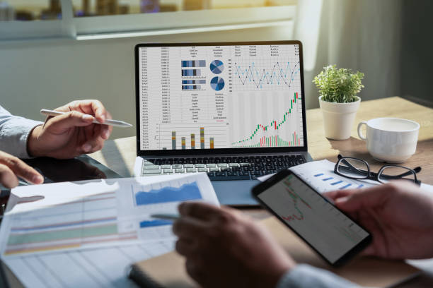 istock Financial report graph Data analyse datum Dashboard On Laptop Business Finance Growth Chart Marketing Plan Financial advisor and accounting document report concept 1582498322
