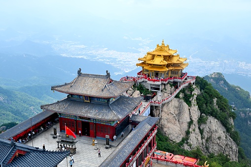 The Laojun Mountain, Luanchuan County, Luoyang City, Henan Province.\nLaojun Mountain is the main peak of the eight hundred li Funiu Mountain range in the rest of the Qinling Mountains, with an altitude of 2217 meters. It was formed in the continental mountain building movement 1.9 billion years ago. In the thirty-one year of Wanli (1603), Emperor Shen of the Ming Dynasty decreed that Laojun Mountain was \