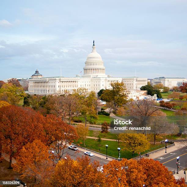 Usa Capitol Im Herbst Stockfoto und mehr Bilder von Washington DC - Washington DC, Herbst, Kapitol - Capitol Hill
