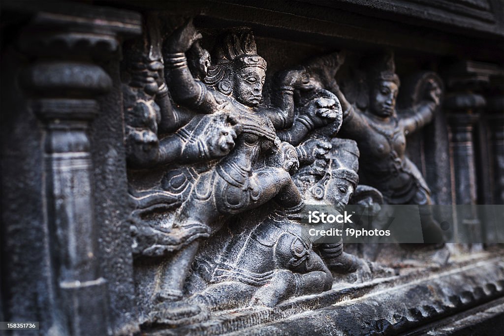 Bassorilievo.  Tempio Tanjore Brihadishwara - Foto stock royalty-free di Durga