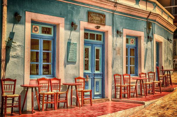 屋外の空のコーヒーとレストラン - cafe coffee shop sidewalk cafe menu ストックフォトと画像