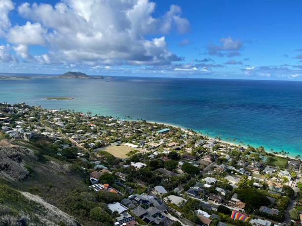 istock View from the Pillbox trail, Oahu, Hawaii 1583869861
