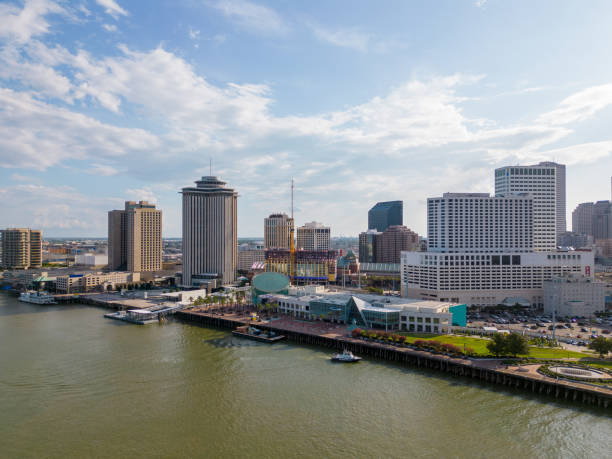 istock erial photo Audubon Aquarium Mississippi River 1583958677