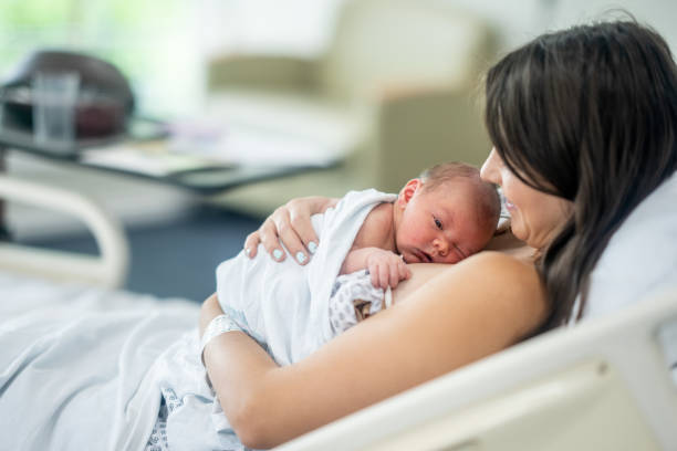 istock Skin-to-Skin with Mom 1583963575