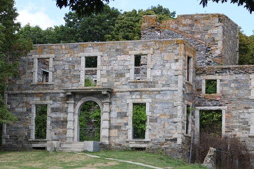 The historical remains of the Goddard Mansion.