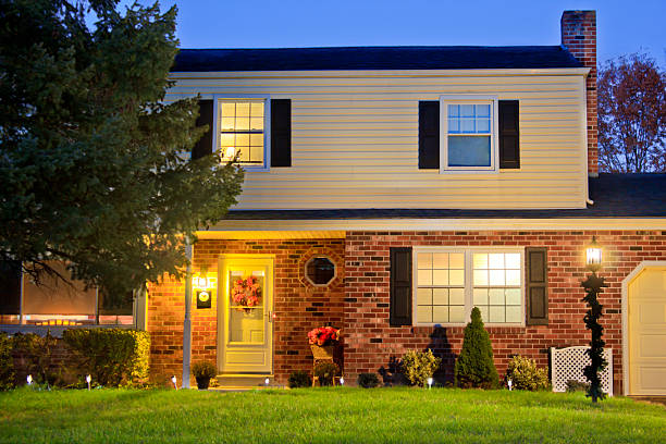 istock suburban house at twilight 158403446