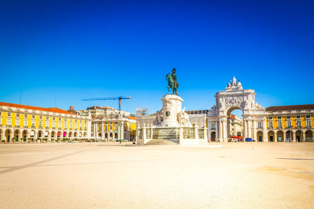 istock Commerce square in Lisbon, Portugal 1584063057