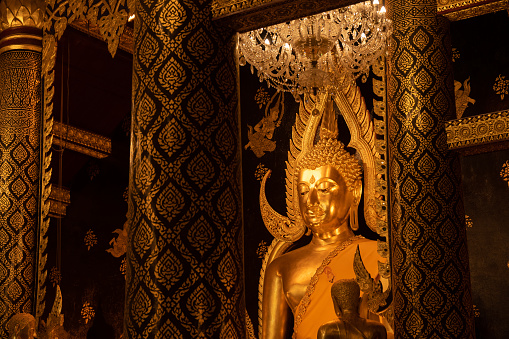 This statue is the most beautiful Buddha statue in the kingdom of Thailand.