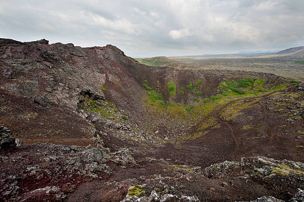 Islandia. Krater z extinct volcano – zdjęcie