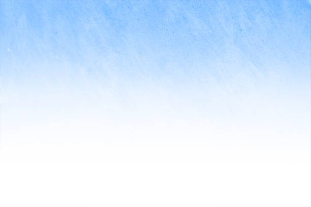 helles helles himmelblau und verblasste weiß gefärbte fleckige, raue, strukturierte effekt, rustikale und verschmierte leere leere horizontale ombre-vektorhintergründe mit subtiler textur überall - textured effect marbled effect blue backgrounds stock-grafiken, -clipart, -cartoons und -symbole