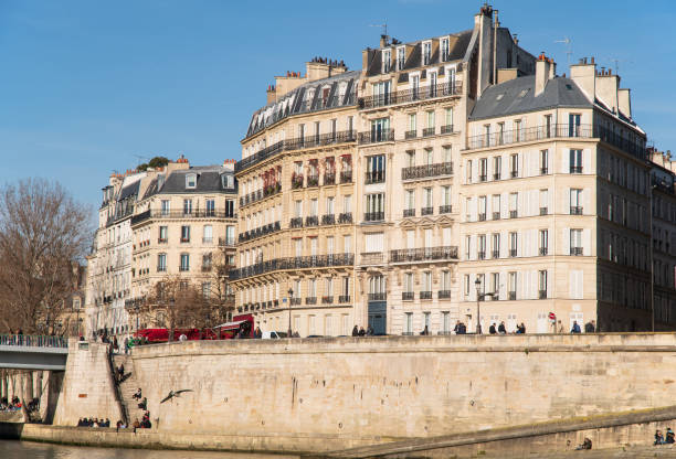 istock Typical buildings of Paris 1584914704