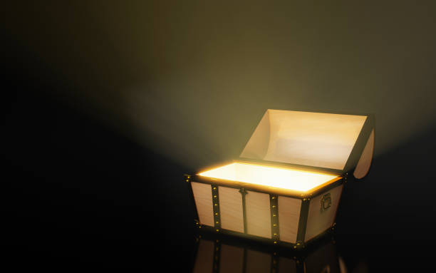 skrzynia ze skarbami otworzyła wieko i złote światło zajaśniało od środka. fantasy treasure box podekscytowane oświetlenie. renderowanie 3d. - open container lid jewelry zdjęcia i obrazy z banku zdjęć