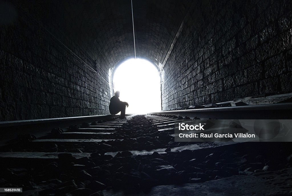 silhouette di Tunnel - Foto stock royalty-free di Adulto