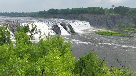 Cohoes Falls are one of the largest waterfalls east of the Rockies. In New York State, they are second only to Niagara Falls in width.