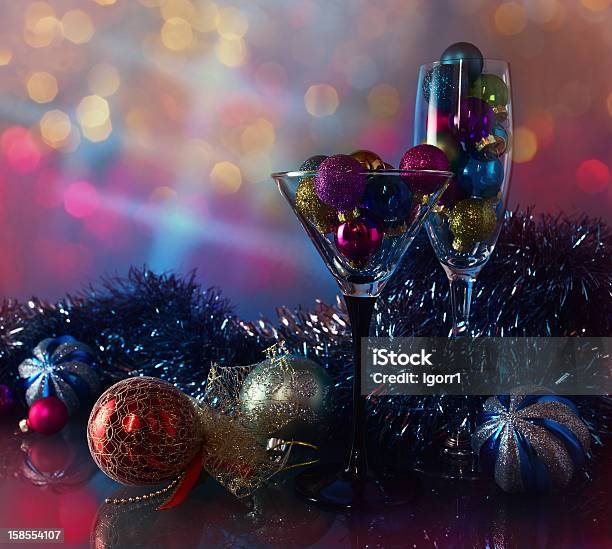 Adornos Navideños Foto de stock y más banco de imágenes de Adorno de navidad - Adorno de navidad, Brillante, Celebración - Ocasión especial