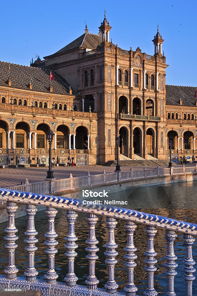 Ponte in Plaza de Espana a Siviglia - Foto stock royalty-free di Andalusia