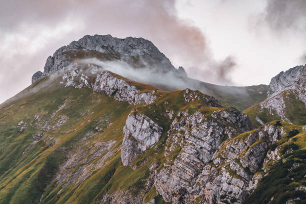istock Mountains, clouds and fog 1585696627