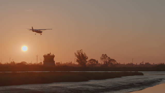 Palo Alto Airport Landing