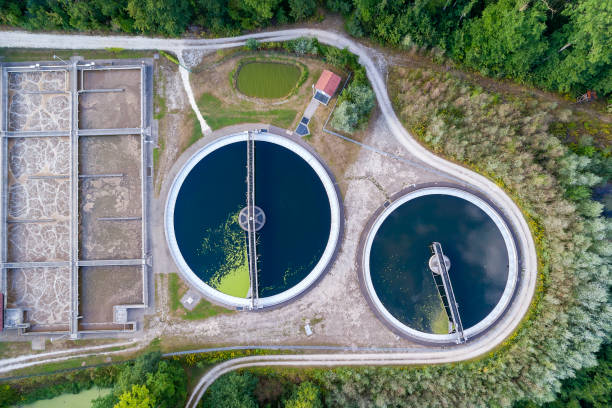istock Sewage treatment plant 1585979566