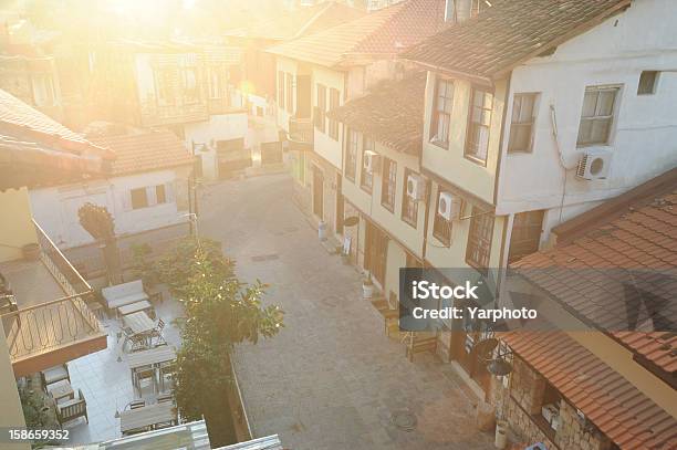 Região Histórico De Antália Kaleici A Turquia - Fotografias de stock e mais imagens de Amanhecer - Amanhecer, Ao Ar Livre, Bairro Antigo