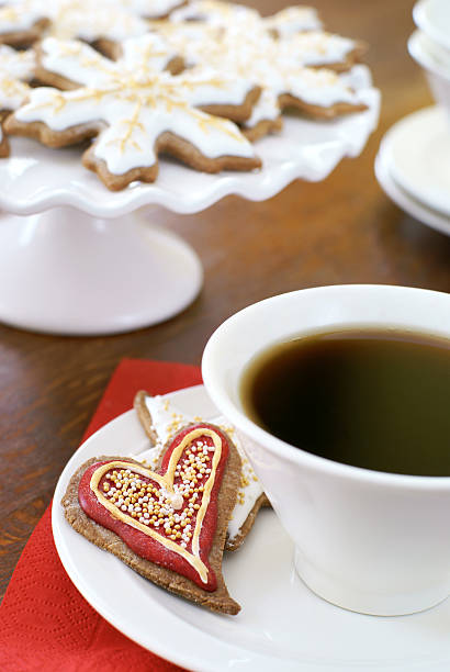 Gingerbread cookie i kawa – zdjęcie