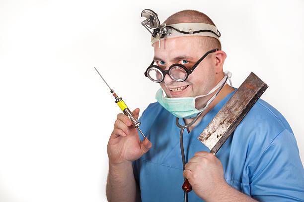 21 100+ Medecin Drole Photos, taleaux et images libre de droits - iStock | Scientifique fou, Scientifique