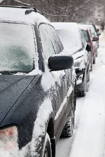 istock Snow covered cars 158674694
