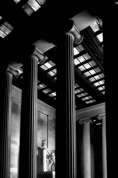 istock The Lincoln Memorial 158680144