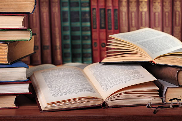 istock Pile of books 158690156