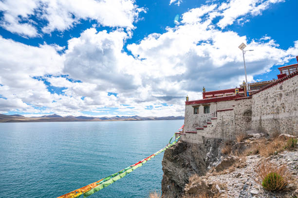 istock Tibet, Pumoyongcuo lake 1586984976
