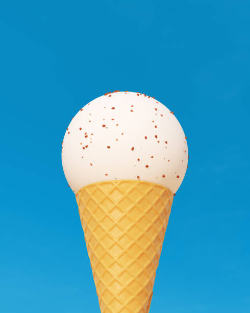 рожок мороженого, ваниль, шоколадная крошка, идеальная сфера, совок, синий фон летнего неба - symmetry ice cream cone ice cream cream стоковые фото и изображения