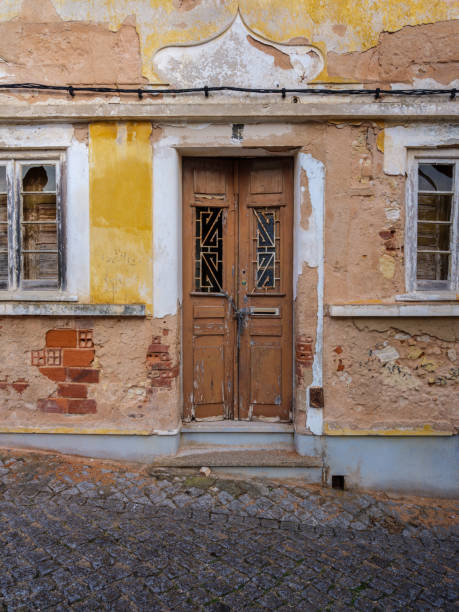 istock Traditional Algarve door 1587192086
