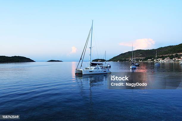 Puerto De Yates En Croacia Foto de stock y más banco de imágenes de Agua - Agua, Aire libre, Ancla - Parte del barco