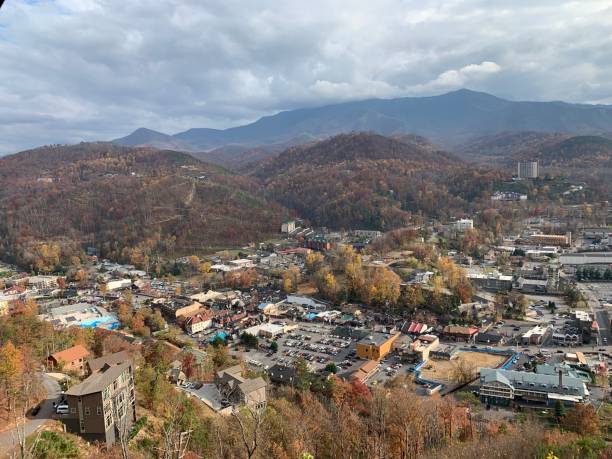 istock Downtown Gatlinburg 1587441848
