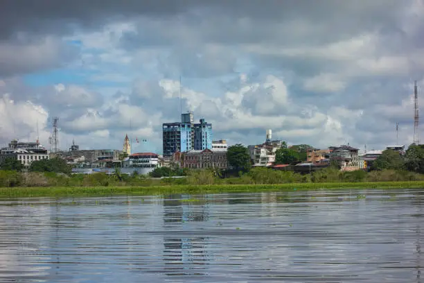 Boat trip on the Rio Itaya and view on the poorest part of Iquitos