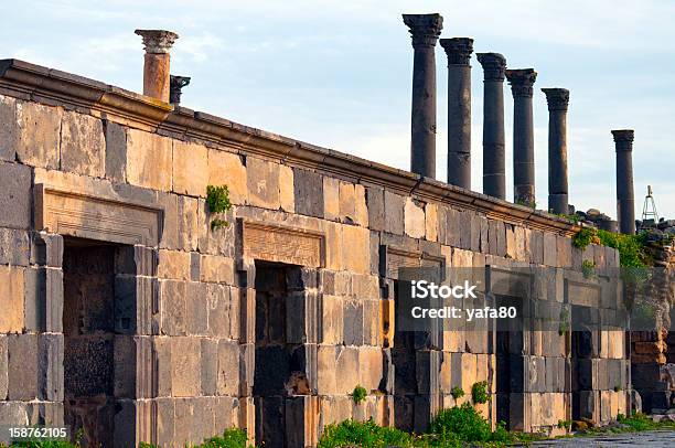 Umm Qais Jordania Foto de stock y más banco de imágenes de Aire libre - Aire libre, Alto - Descripción física, Antigualla