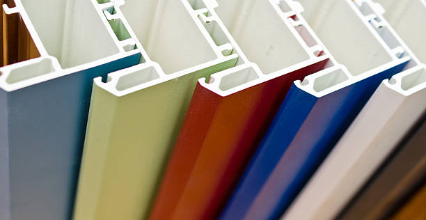 colorized perfil de sistemas de puertas y ventanas para fabricación - ventanas pvc fotografías e imágenes de stock