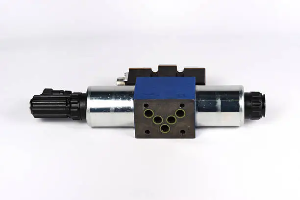 A direct acting proportional control valve for use in hydraulic installations.
