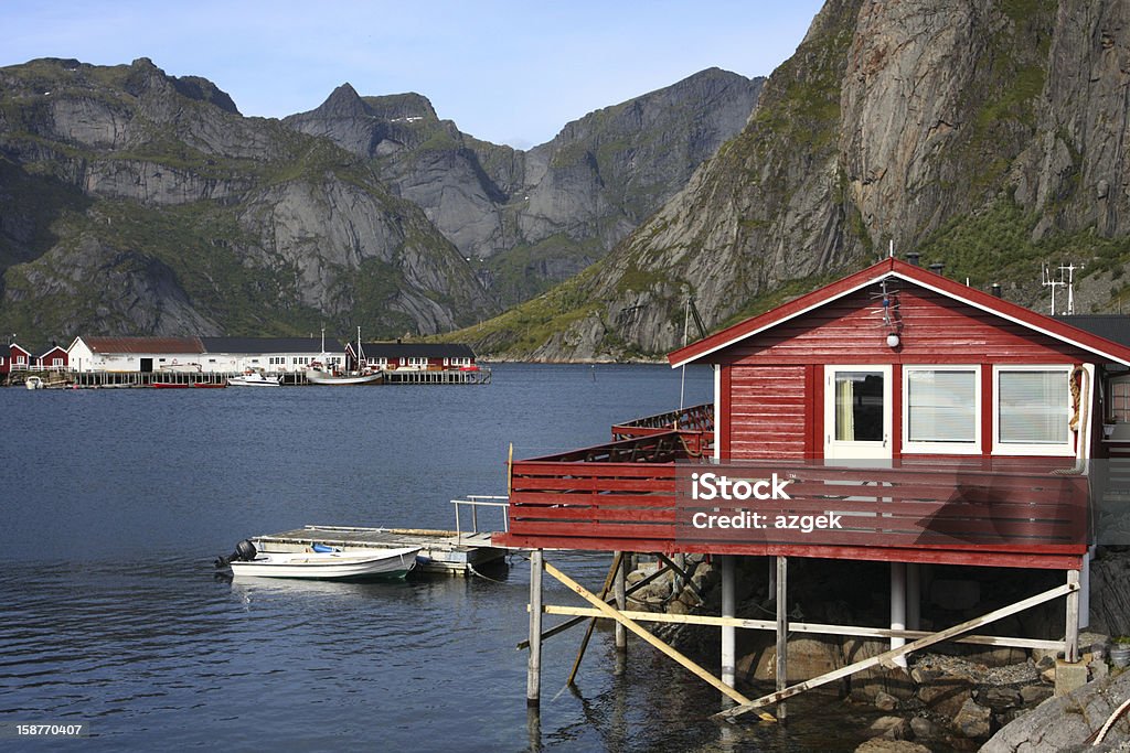 Casa de madeira em Lofoten Arquipélago - Royalty-free Aldeia Foto de stock