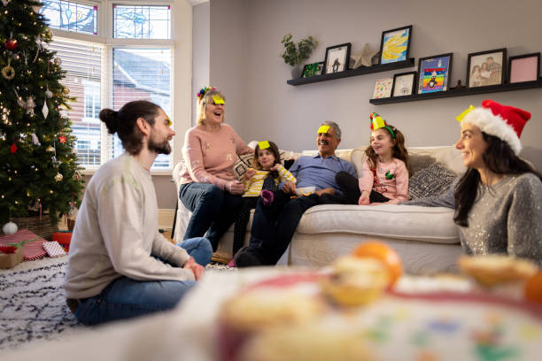istock Who Am I Game Together as a Family 1587706209