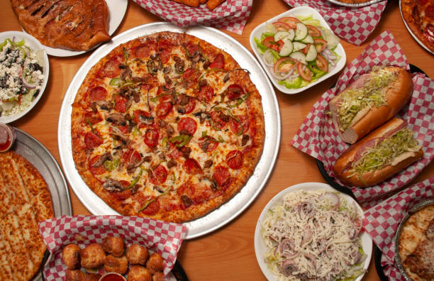 istock Delicious Italian Food 1587812736