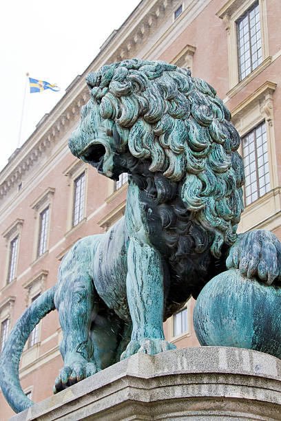 istock Swedish lion in light snow 158799528
