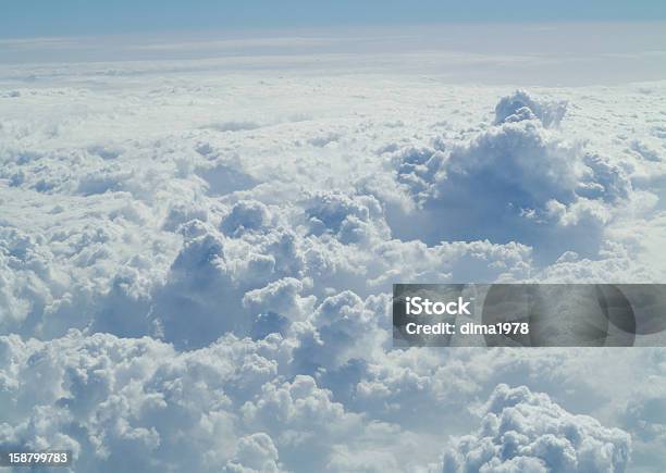 Wolken Stockfoto und mehr Bilder von Bedeckter Himmel - Bedeckter Himmel, Bewegung, Ereignis-Atmosphäre