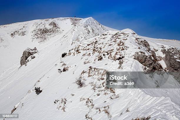 Foto de Neve Ridge e mais fotos de stock de Alpes europeus - Alpes europeus, Cresta de montanha, Europa - Locais geográficos
