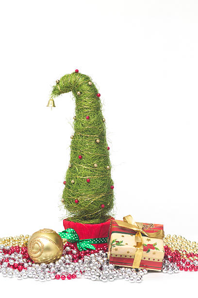 Foto de Árvore De Natal Feita De Sisal e mais fotos de stock de Artigo de  decoração - Artigo de decoração, Baile, Brinquedo - iStock
