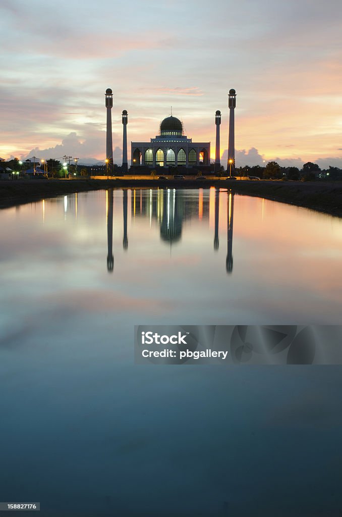 Mezquita Central de Songkhla - Foto de stock de Agua libre de derechos
