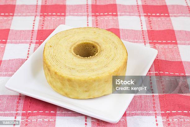 Baumkuchen - Fotografias de stock e mais imagens de Comida - Comida, Dispersa, Mesa - Mobília