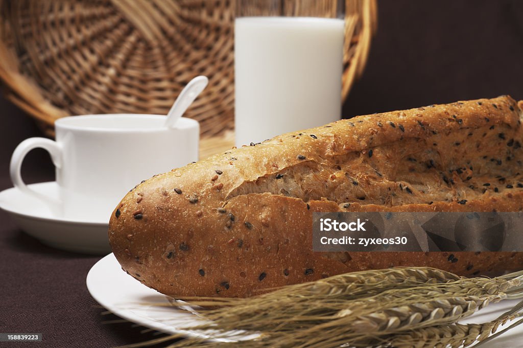 Pain et boissons - Photo de Céréale libre de droits