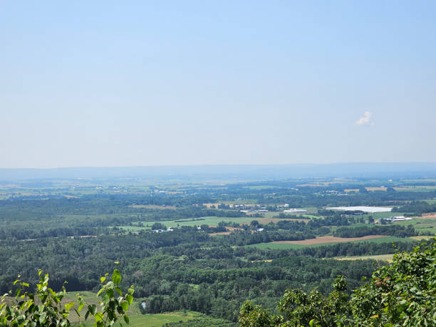 istock Farmland stretching for acres 1588457282